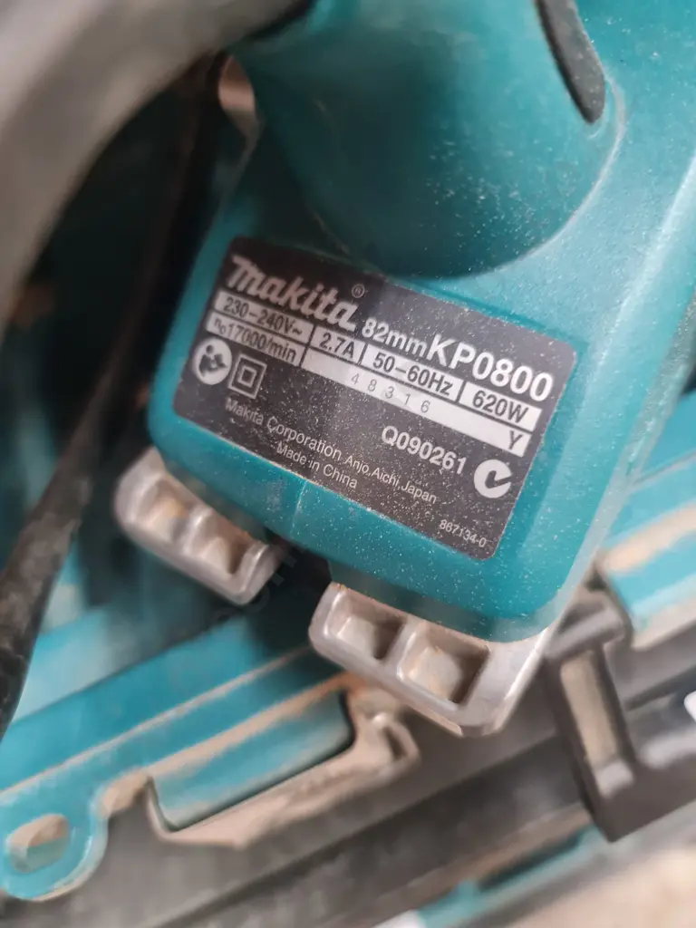 Makita 82mm Planer Image 1++