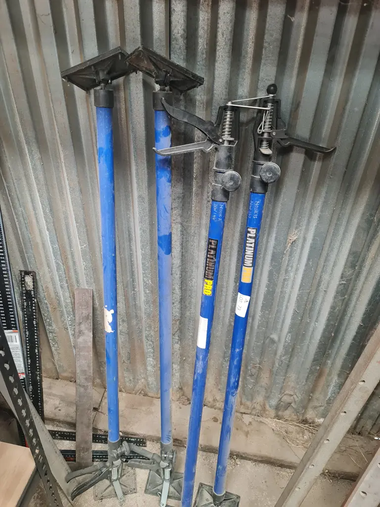 Platinum Pro Support Props Image 1++