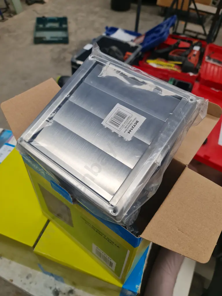 Manrose Grilles Image 1++