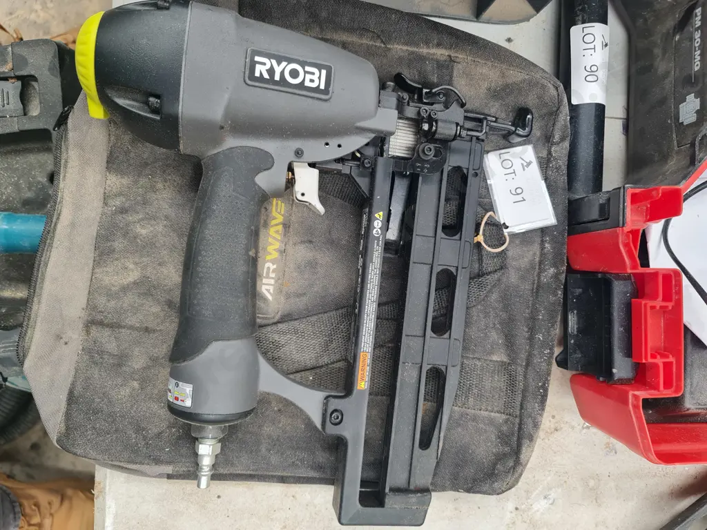 Ryobi Brad Nailer Image 1++