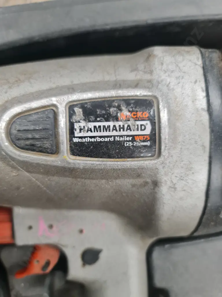 Ecko Hammahand Weatherboard Nailer Image 1++