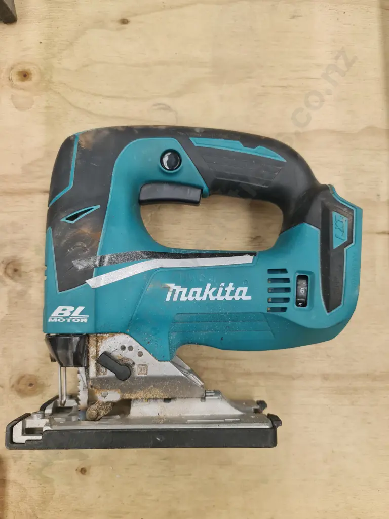 Makita Jig Saw Image 1++