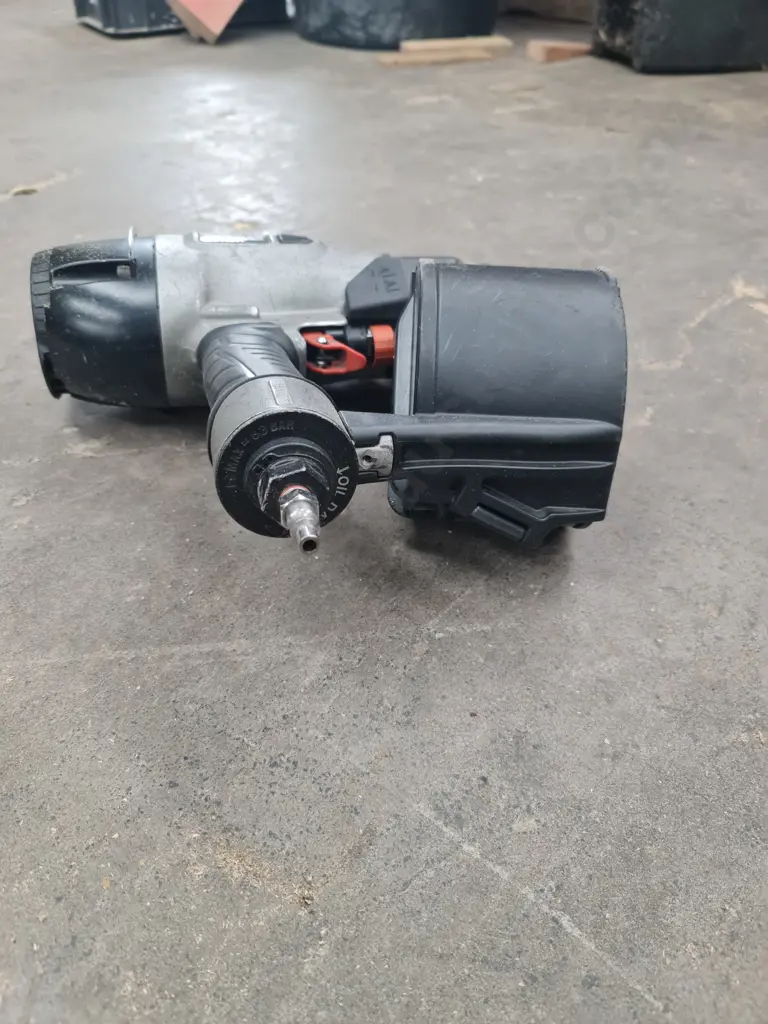 Ecko Hammahand Weatherboard Nailer Image 1++