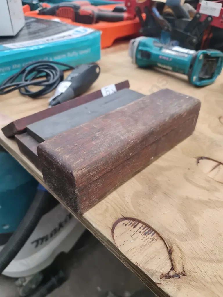 Sharpening Stones Image 1++