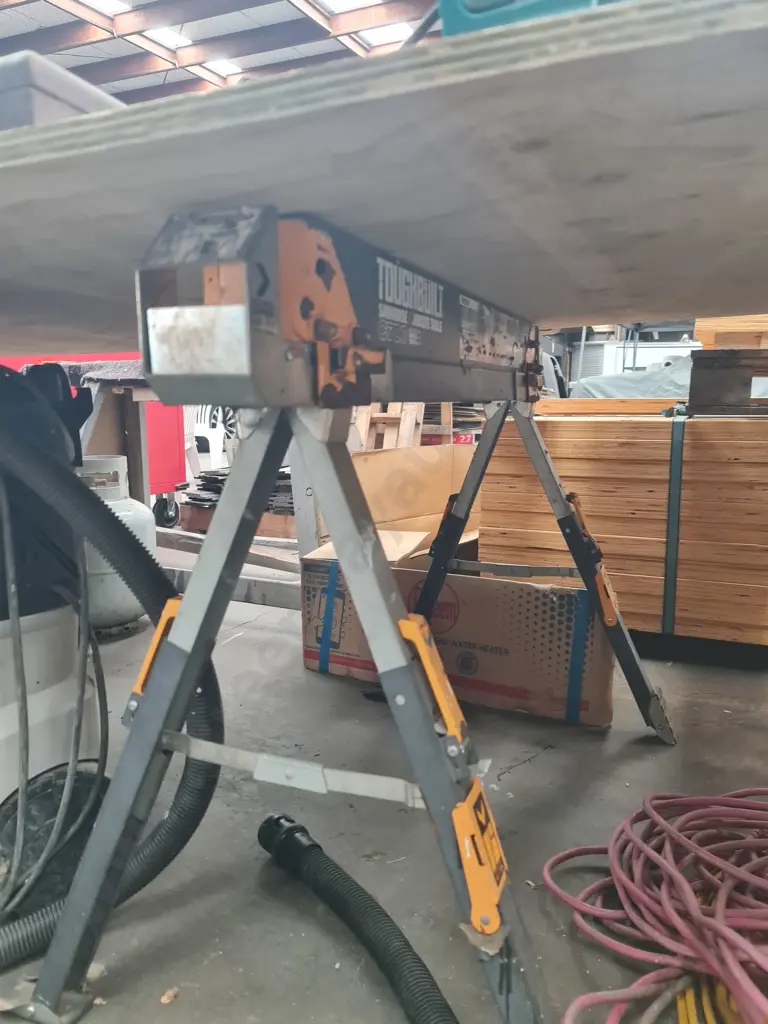 Saw Horses Image 1++