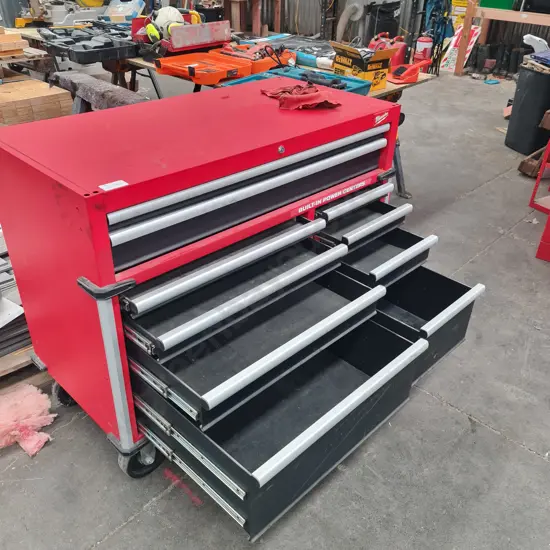 Milwaukee Mobile Workbench