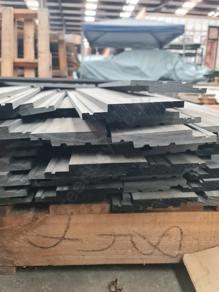 Composite Shiplap Boards Image 1++