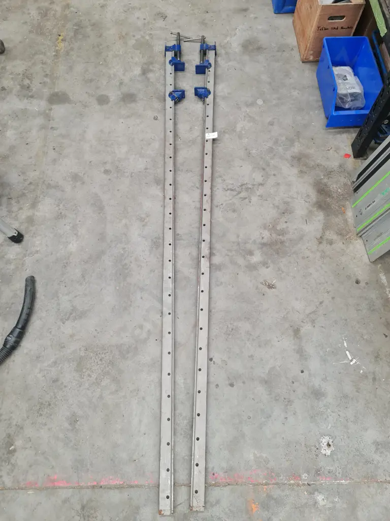 Sash Clamps Image 1++