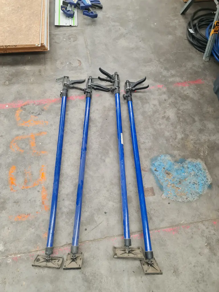 Platinum Pro Support Props Image 1++