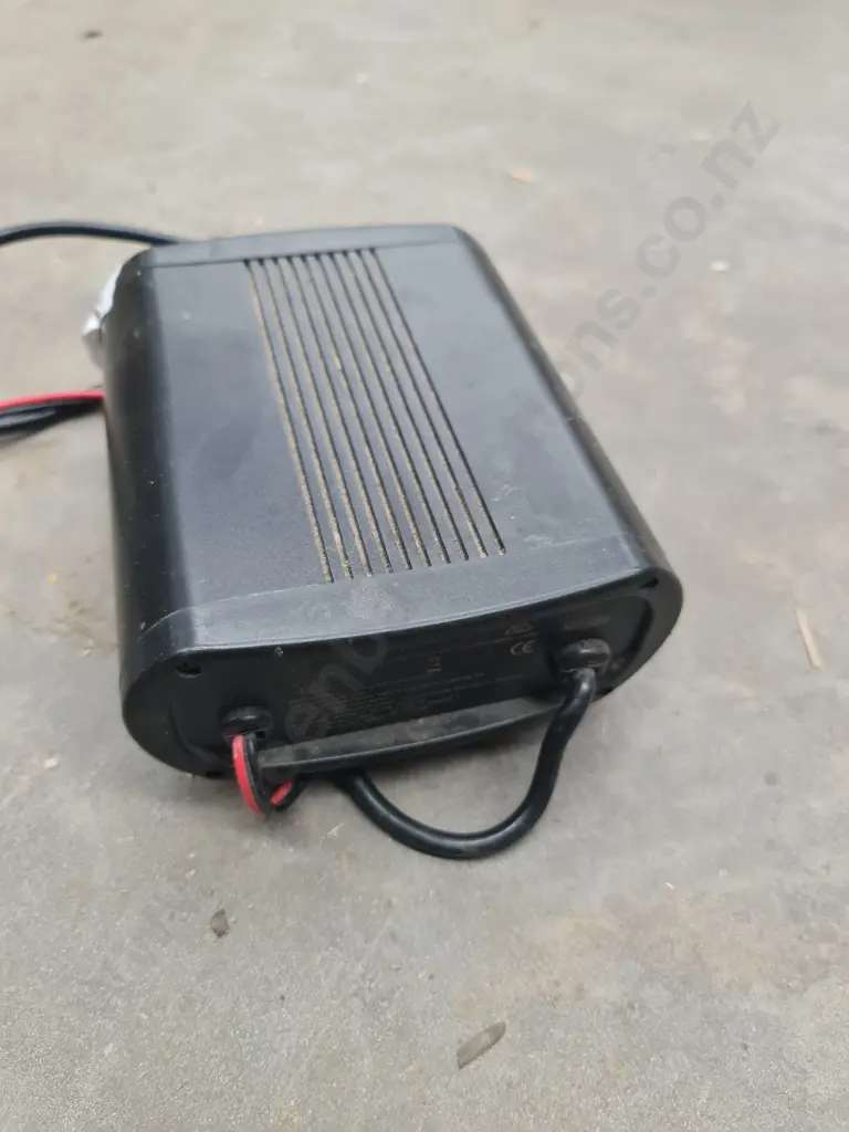 SCA Battery Charger Image 1++