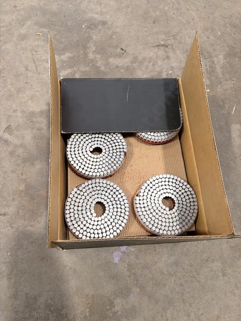 Ecko Hammahand Weatherboard Nails Image 1++