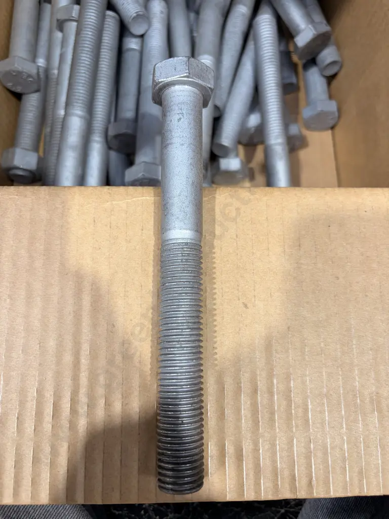 Galvanised Hex Bolts Image 1++