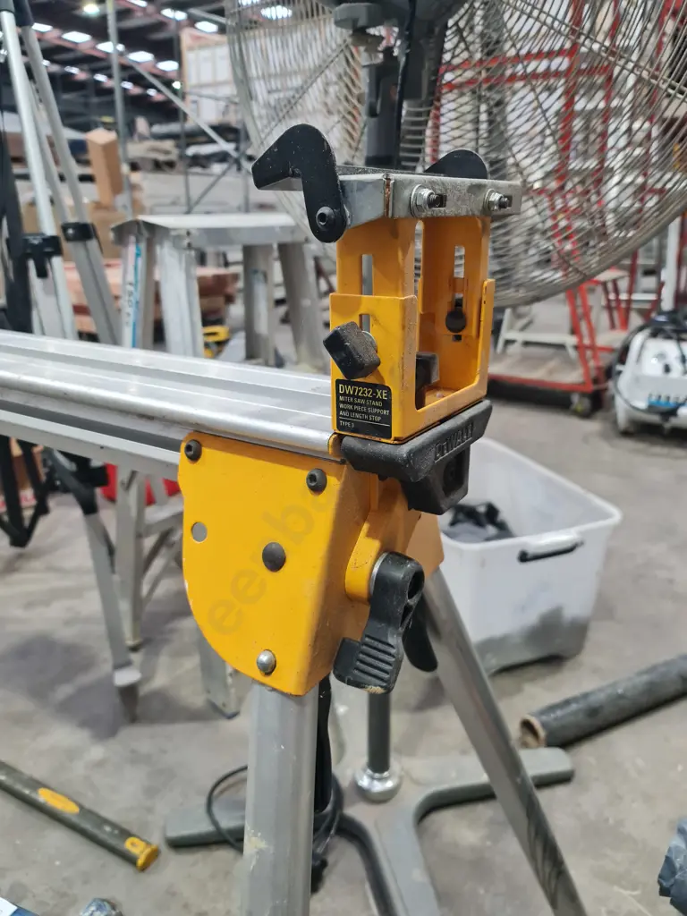 DeWalt Mitre Saw Workstation (No Saw) Image 1++