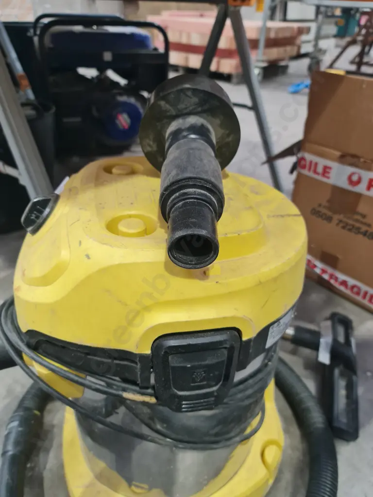 Karcher Wet & Dry Vacuum Cleaner Image 1++