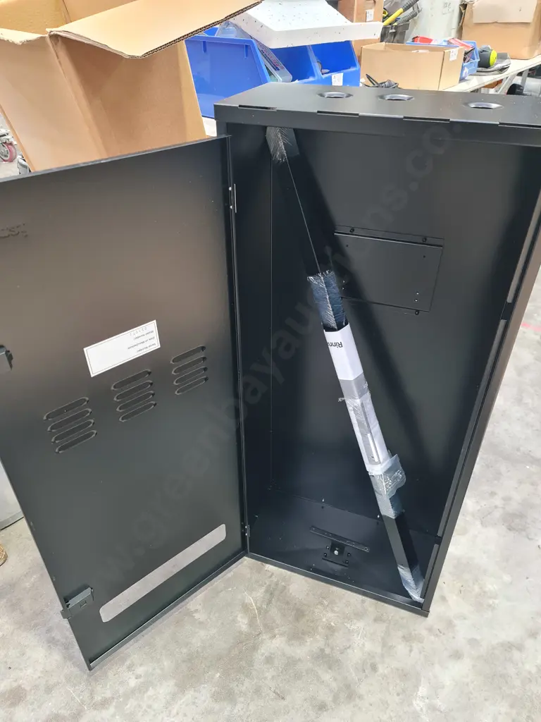 Rinnai Infinity Metal Recess Box Image 1++