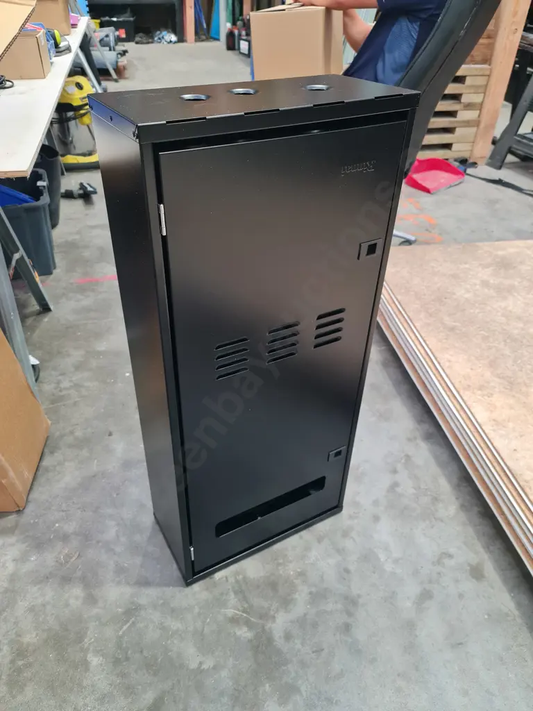 Rinnai Infinity Metal Recess Box Image 1++