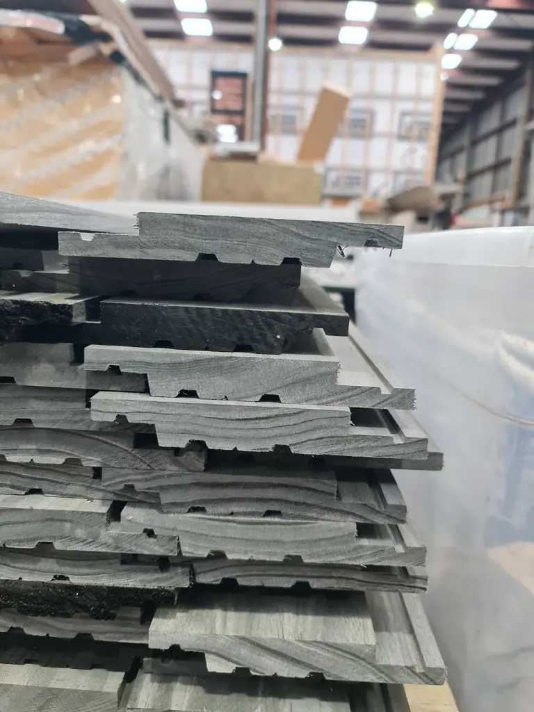 Composite Shiplap Boards Image 1++