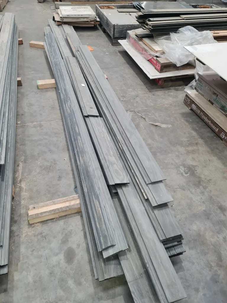 Composite Shiplap Boards Image 1++