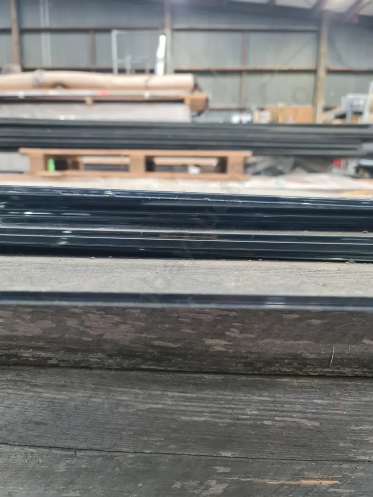 Black Tinted Corflute Image 1++