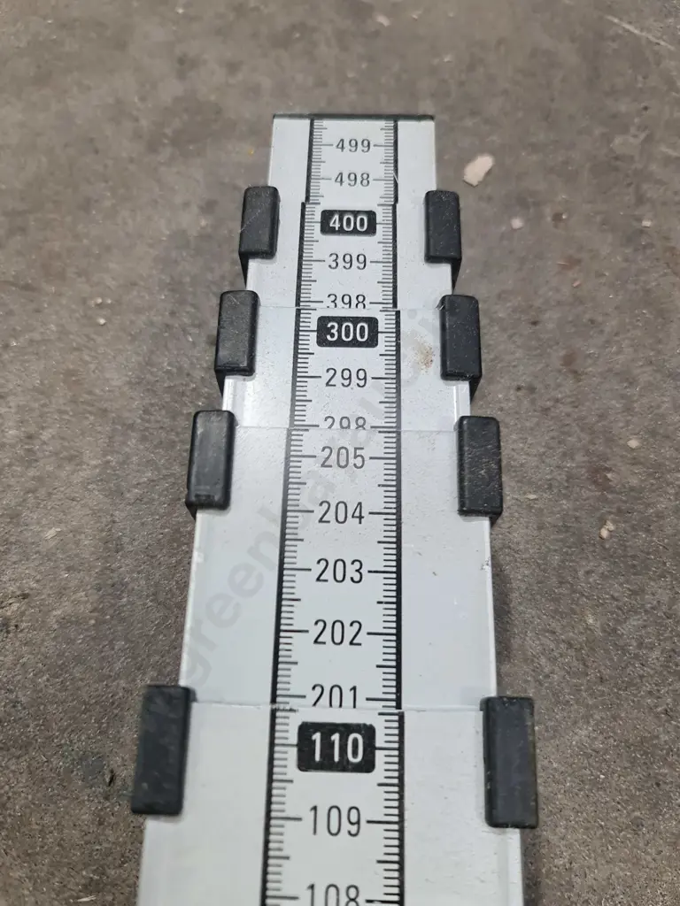 Aluminium Telescopic Levelling Rod And Festool Guide Rail Image 1++