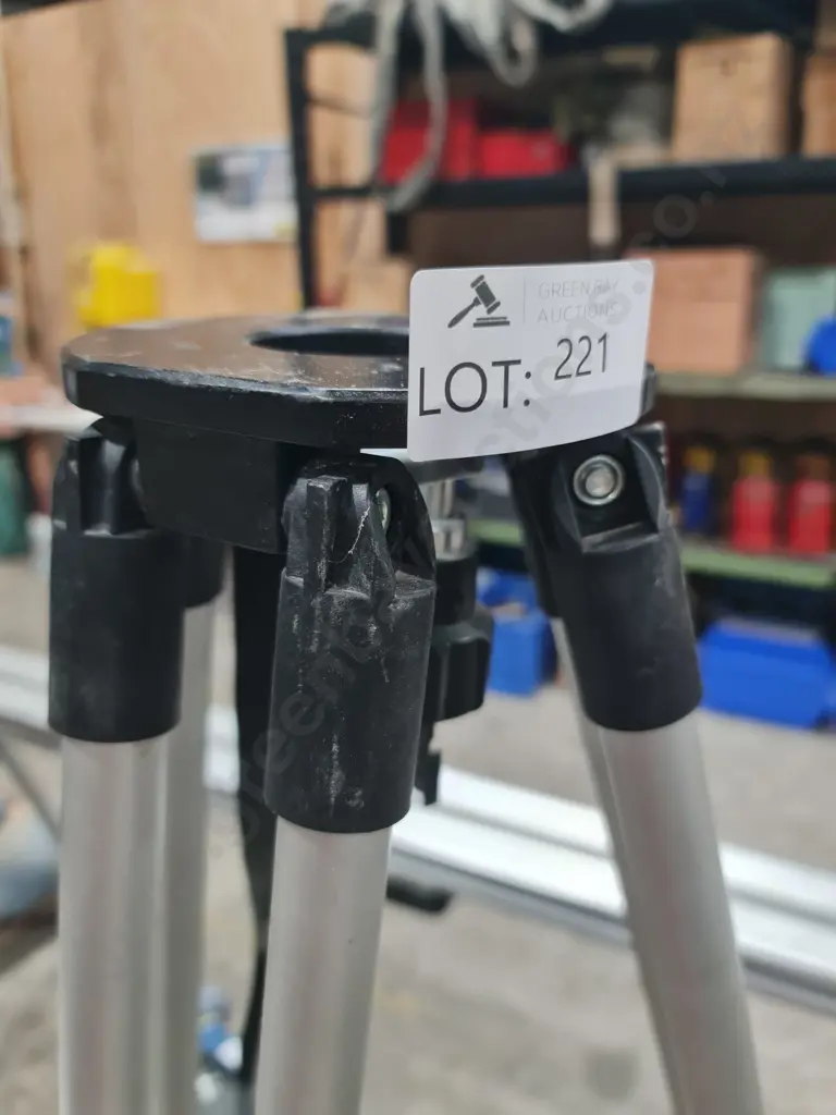 Hilti Tripod Image 1++