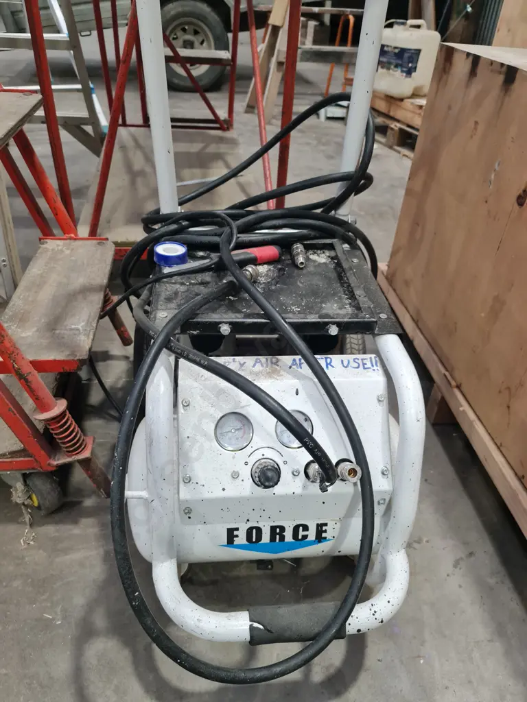 Force Air Compressor Image 1++