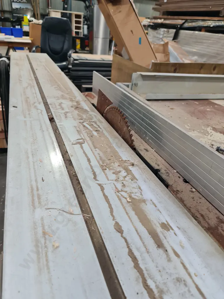 Tecnomax Sliding Table Saw Image 1++