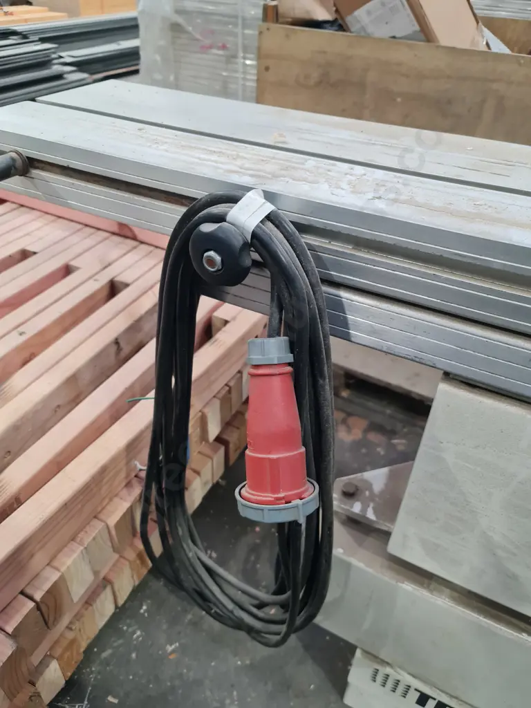 Tecnomax Sliding Table Saw Image 1++