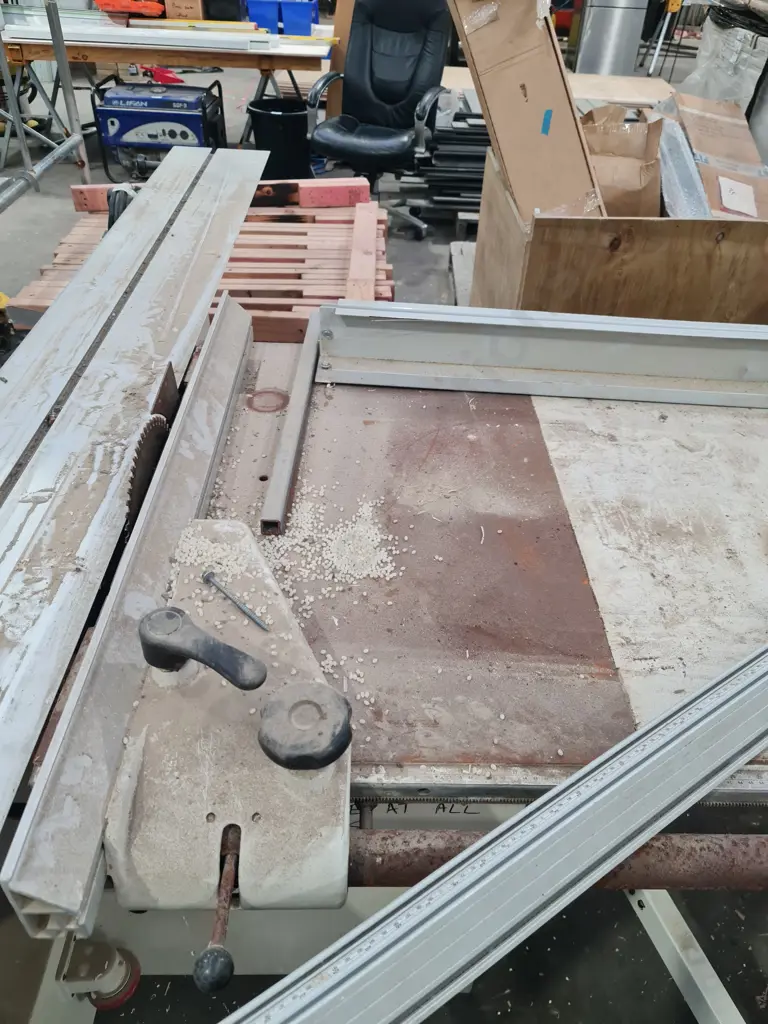 Tecnomax Sliding Table Saw Image 1++