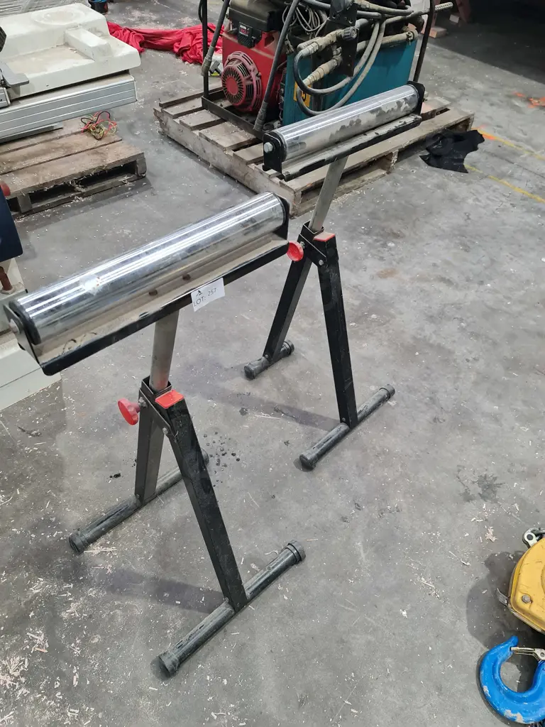 Roller Stands Image 1++