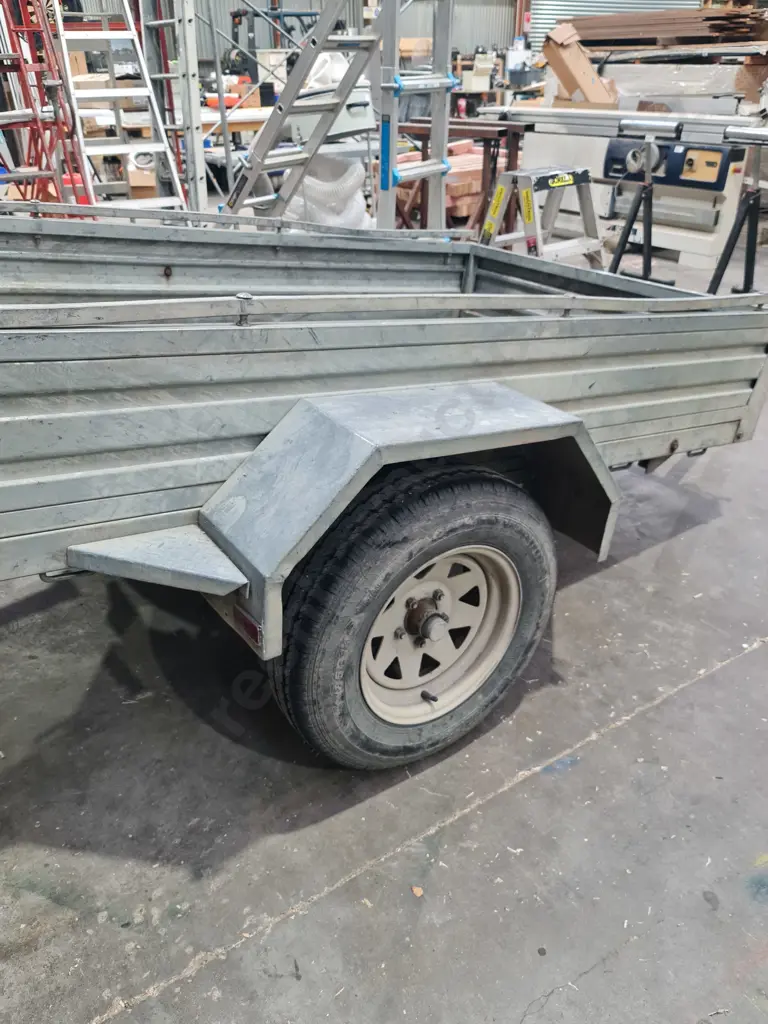 Roadline 2014 Trailer Image 1++