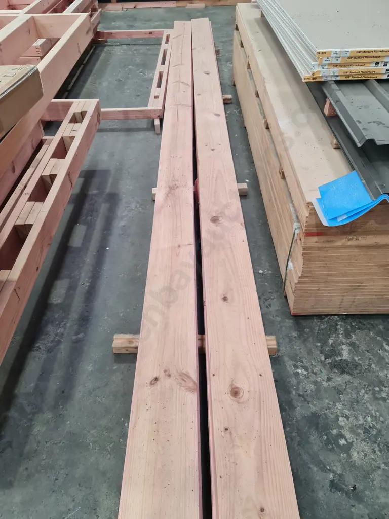 Structural Grade Wooden Planks Image 1++