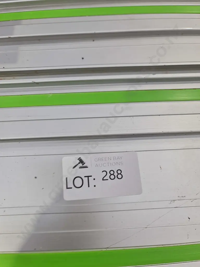 Guide Rails Image 1++