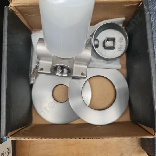 Shower/bath mixer and bath spout