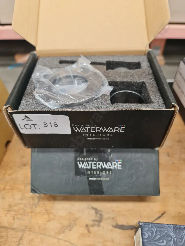 Shower/bath mixer trim kit Image 1++