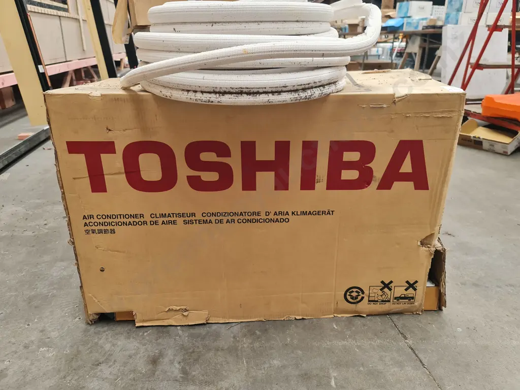 Air conditioner unit Image 1++