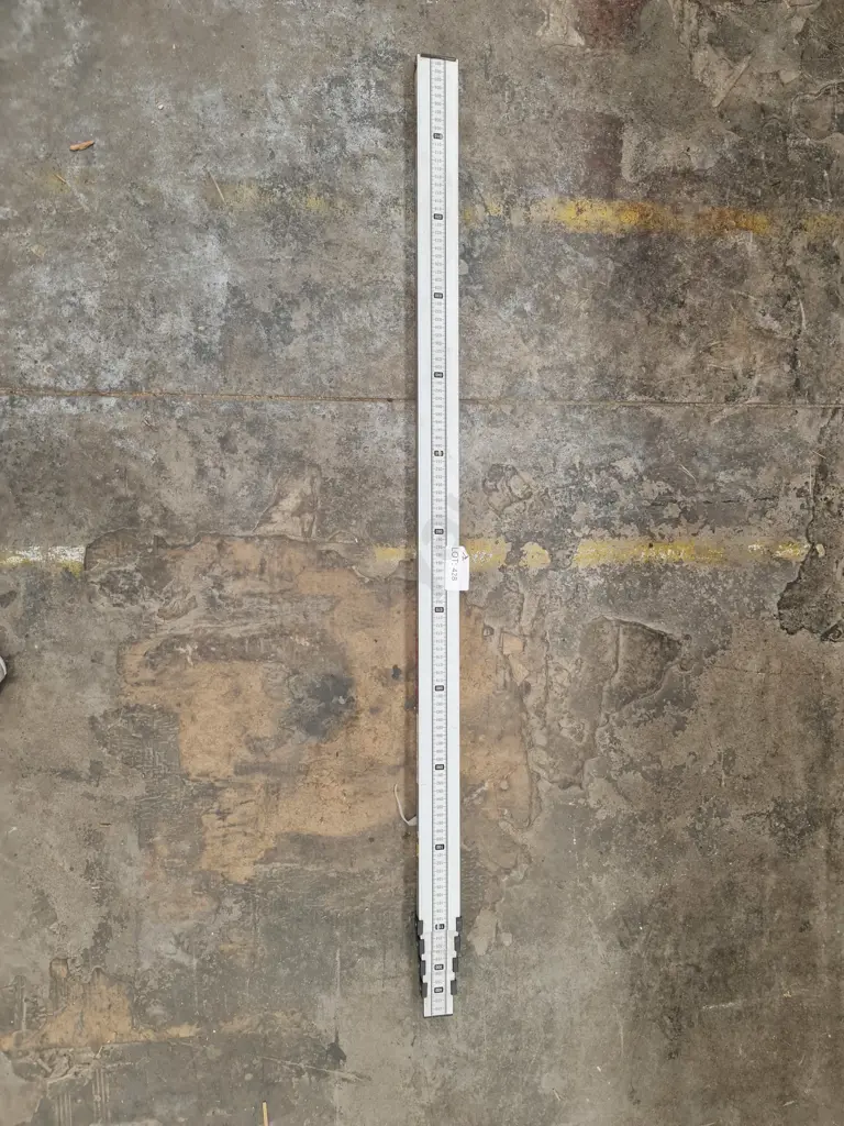 Aluminium Telescopic Survey staff Image 1++