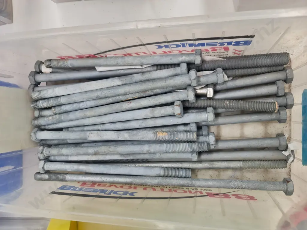 Assorted Bolts Image 1++