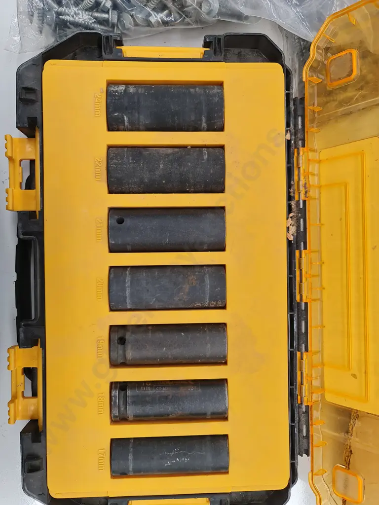 DeWalt Impact Socket Sets Image 1++
