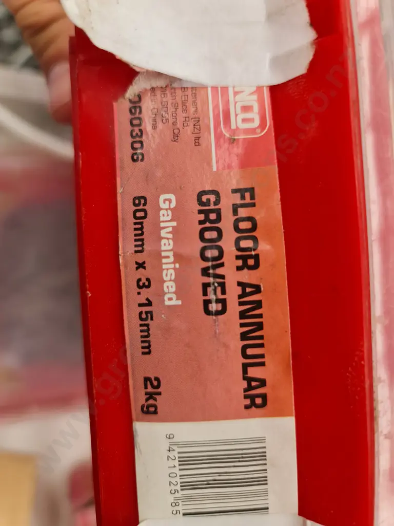 Assorted Screws and Nails Image 1++