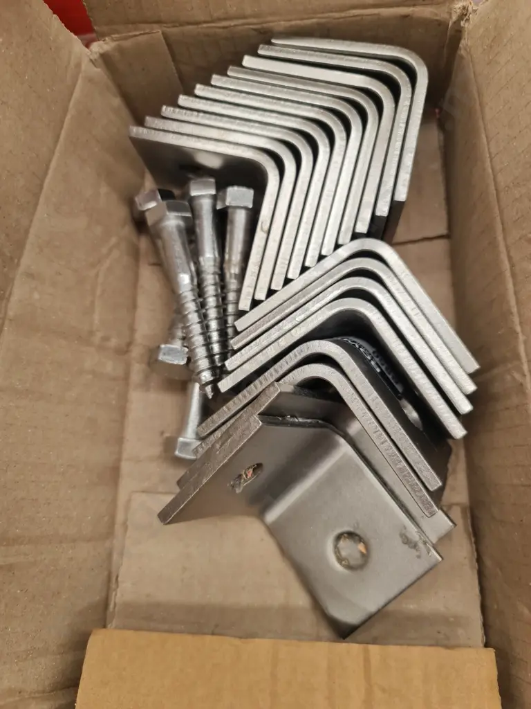 Stainless Steel Angle Bracket Image 1++