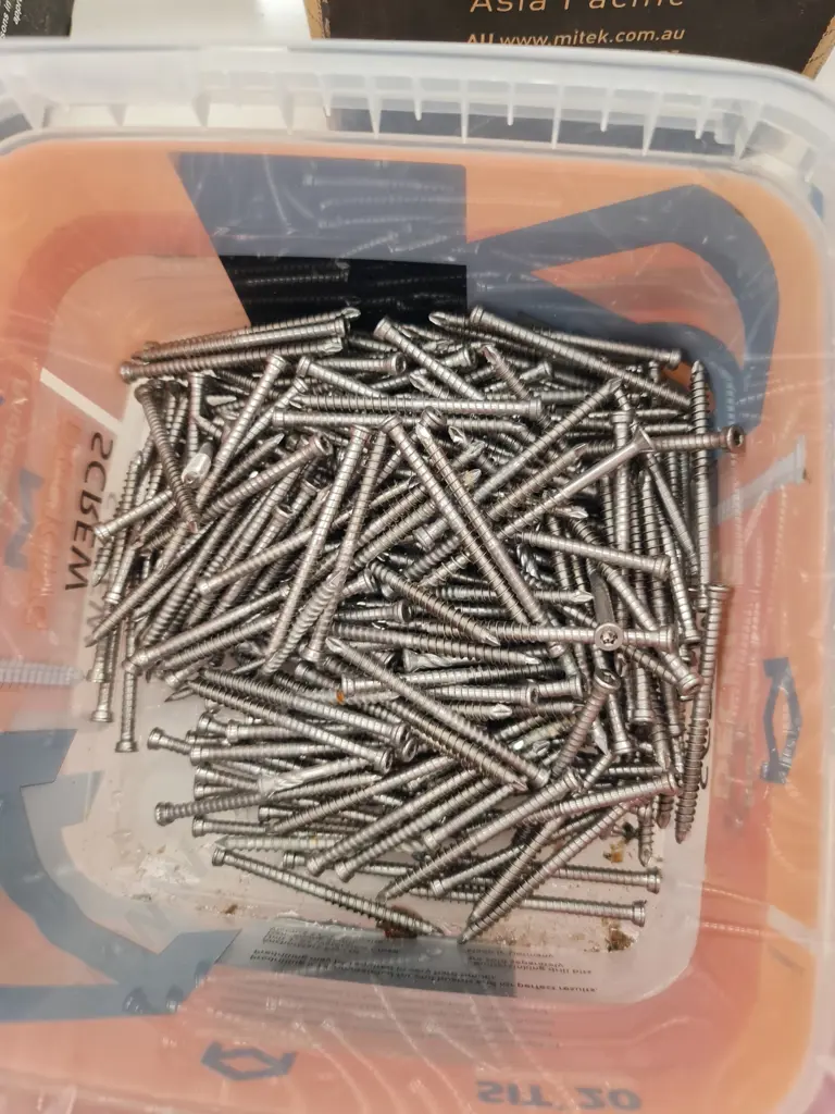 Assorted Screws and Nails Image 1++