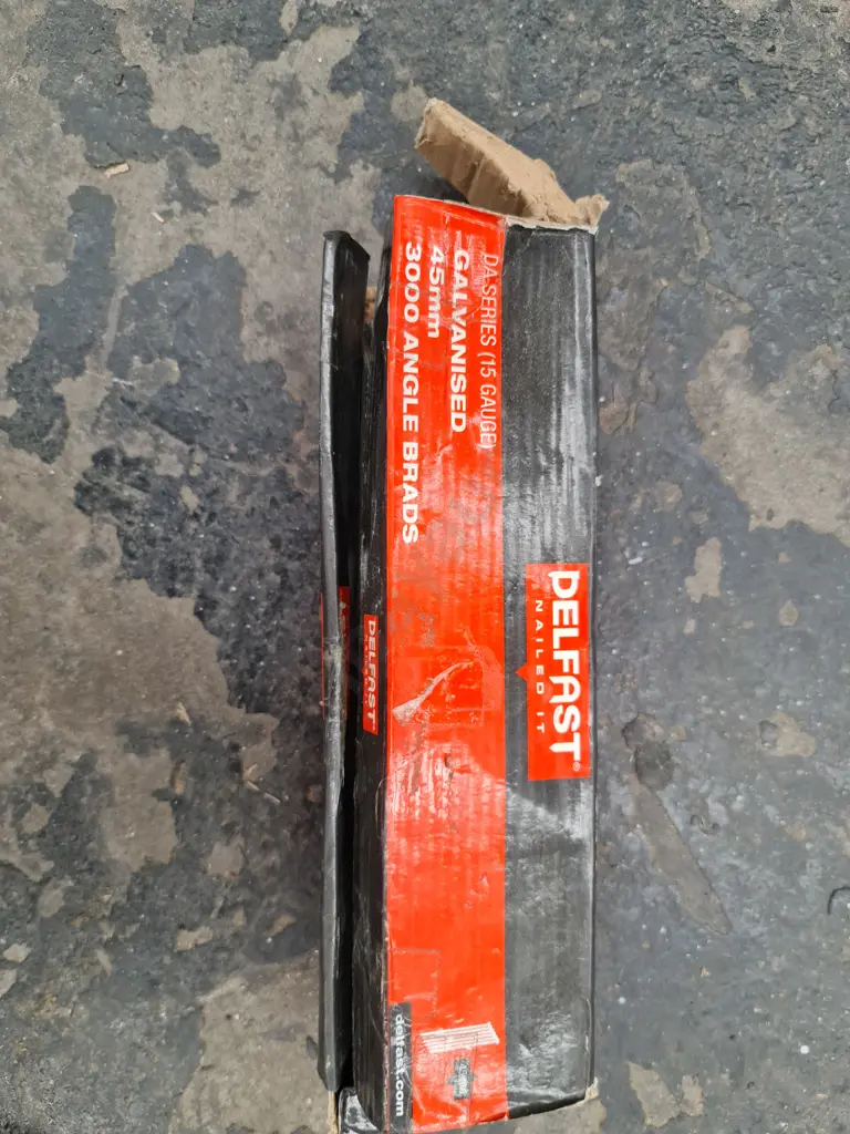 Paslode and Delfast Nails Image 1++