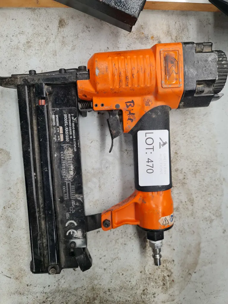 Remington Brad Nailer Image 1++