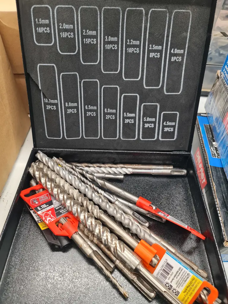 Assorted Drill Bits Image 1++