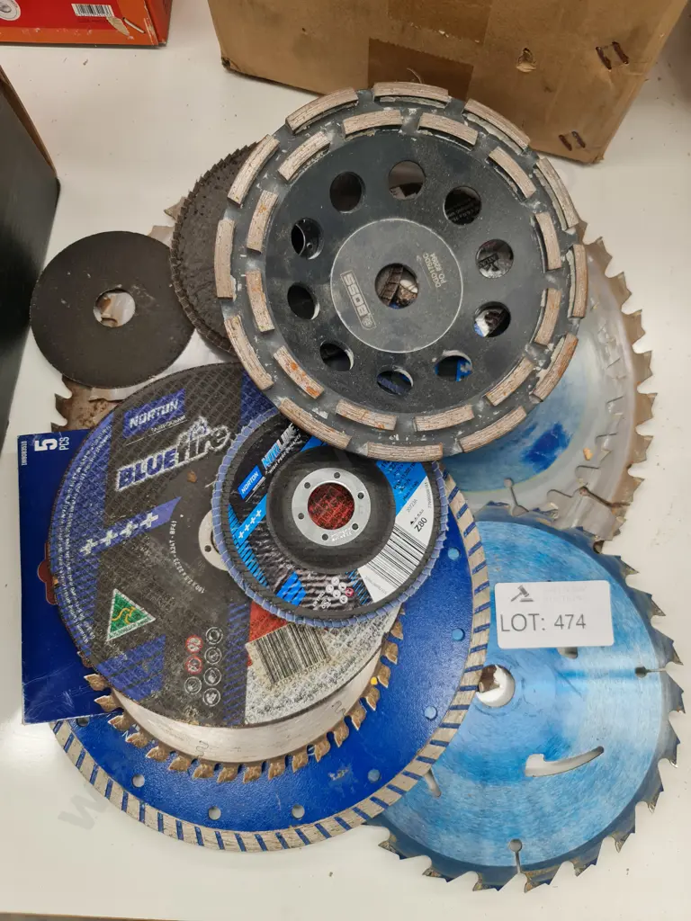 Assorted Blades/Discs Image 1++