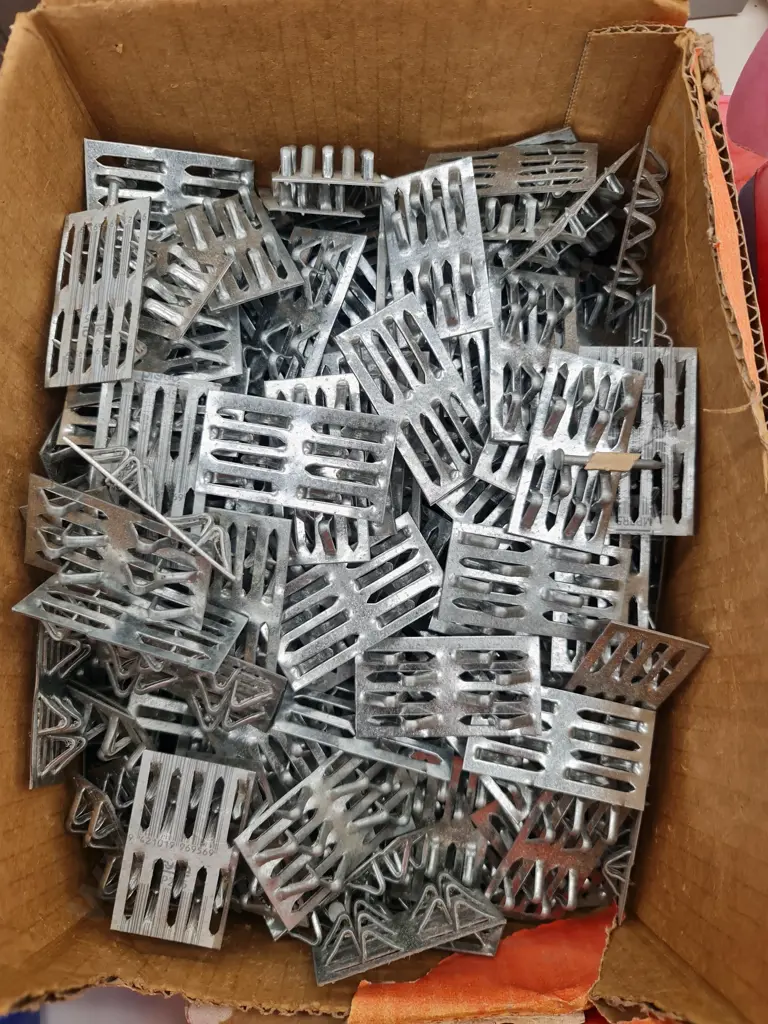 Pryda Nail Plates Image 1++