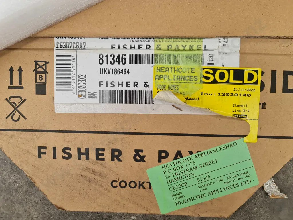 Fisher and Paykel Cooktop Image 1++