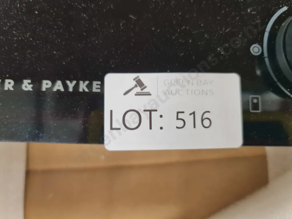Fisher and Paykel Cooktop Image 1++