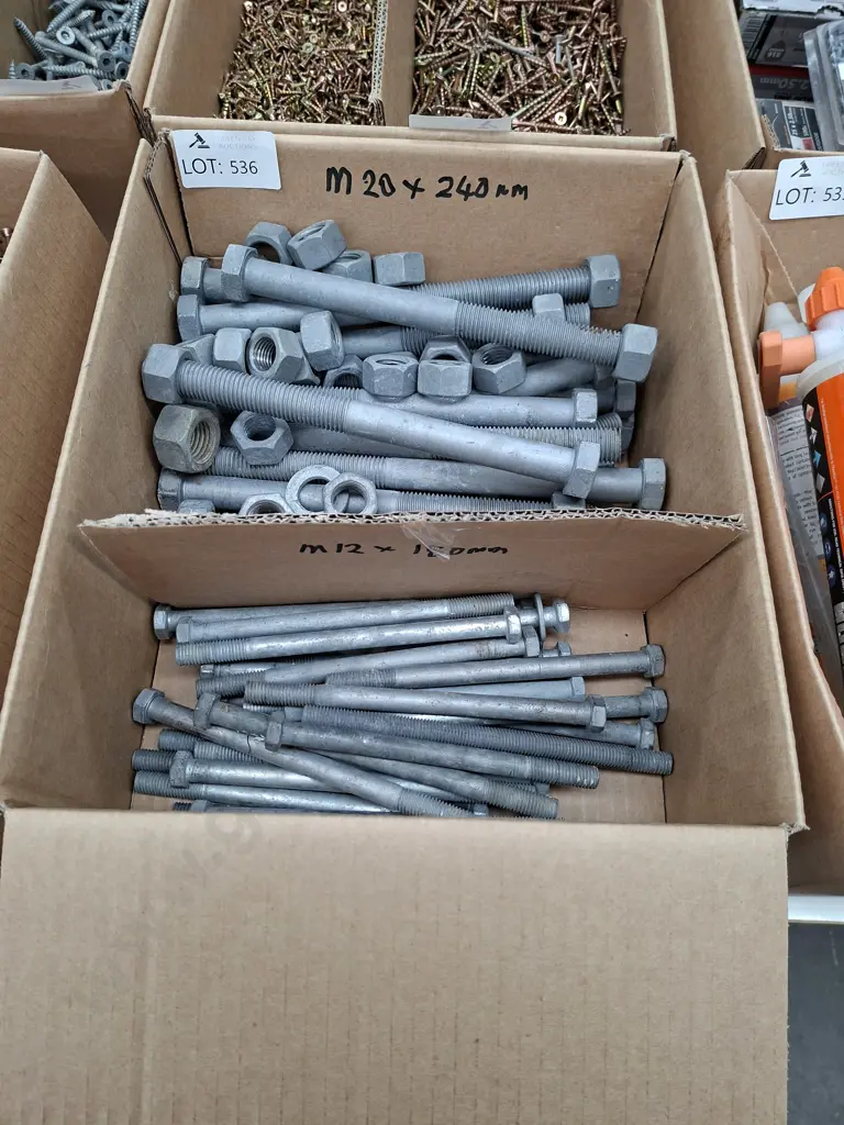 Assorted Nuts and Bolts Image 1++